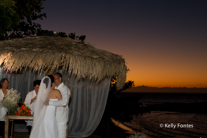 fotografia casamento Buzios RJ fotojornalismo foto casamento praia buzios por Kelly Fontes